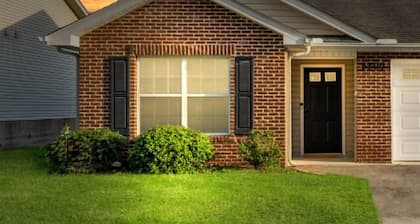 Urban 2BD Retreat - 15 mins to Dtwn Knoxville