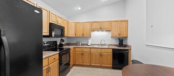 Urban 2BD Retreat - 15 mins to Dtwn Knoxville