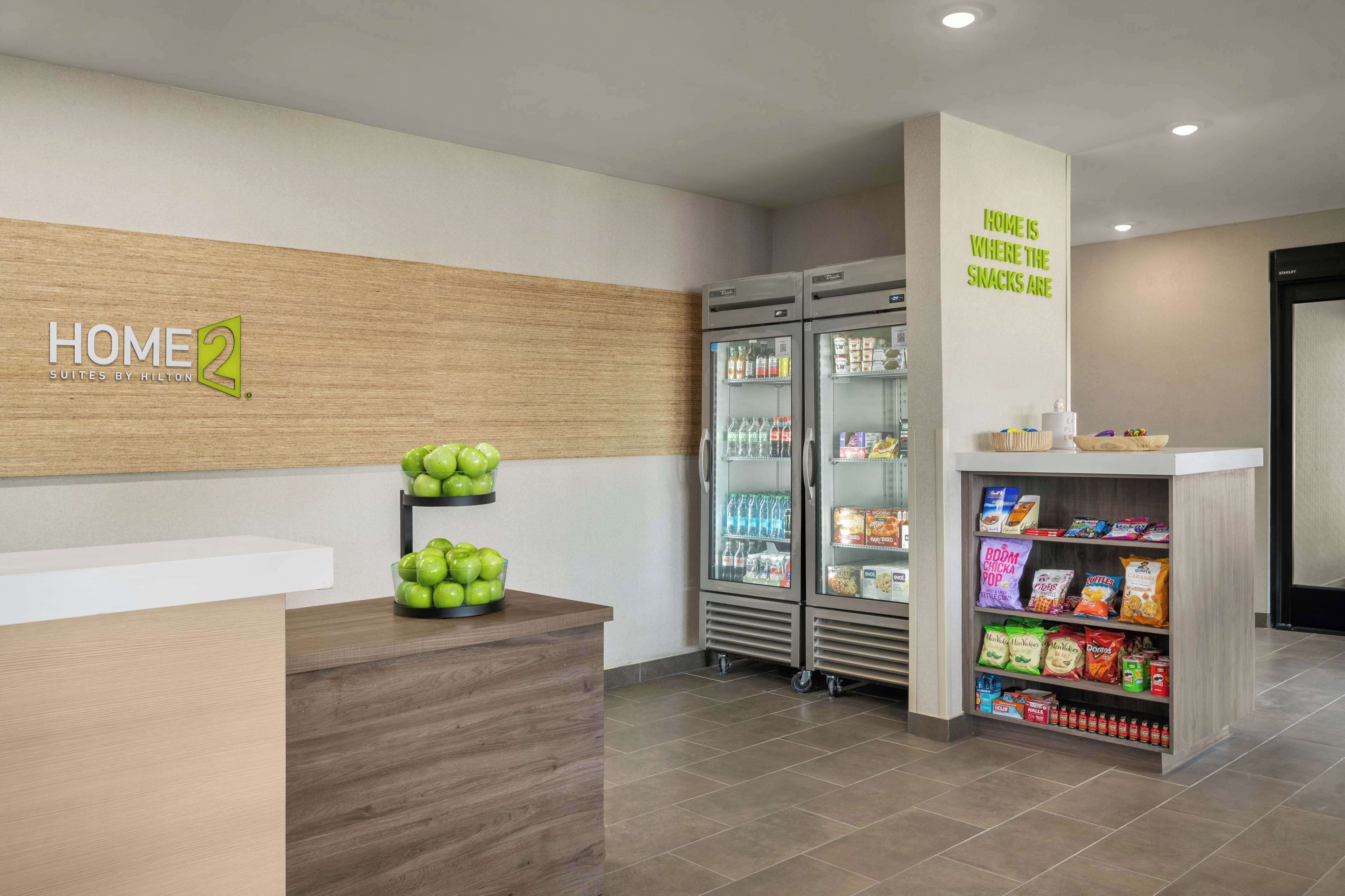 Snack bar