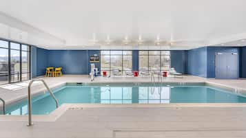 Indendørs pool