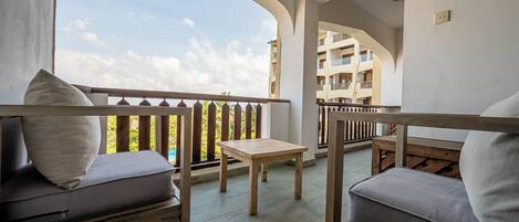 标准公寓, 海滩景观 | 露台