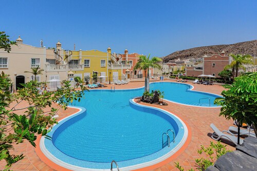 Villa Torriani With Heated Pool Ph11