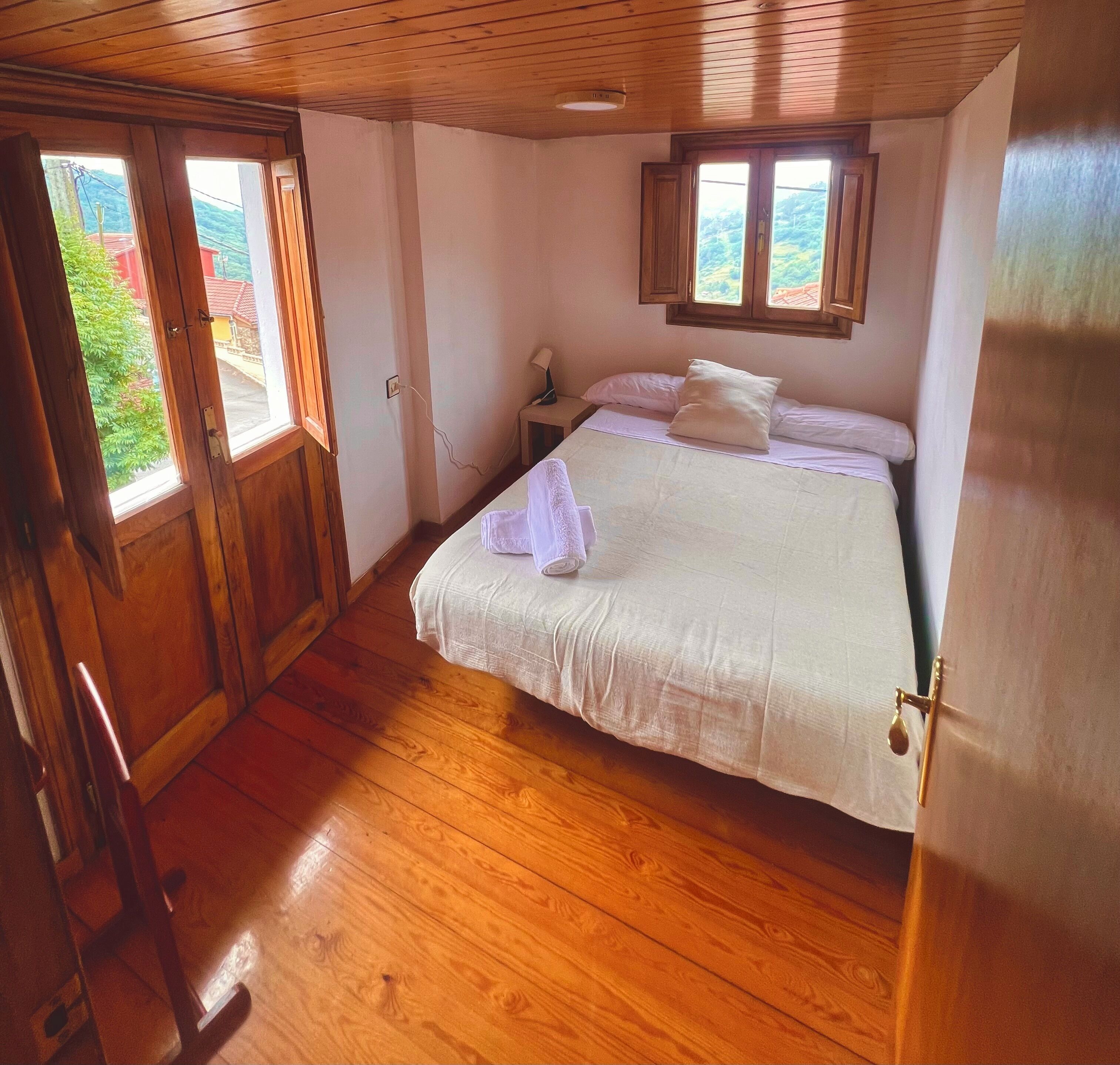 3 室のベッドルーム、アイロン / アイロン台、旅行用ベビーベッド、WiFi