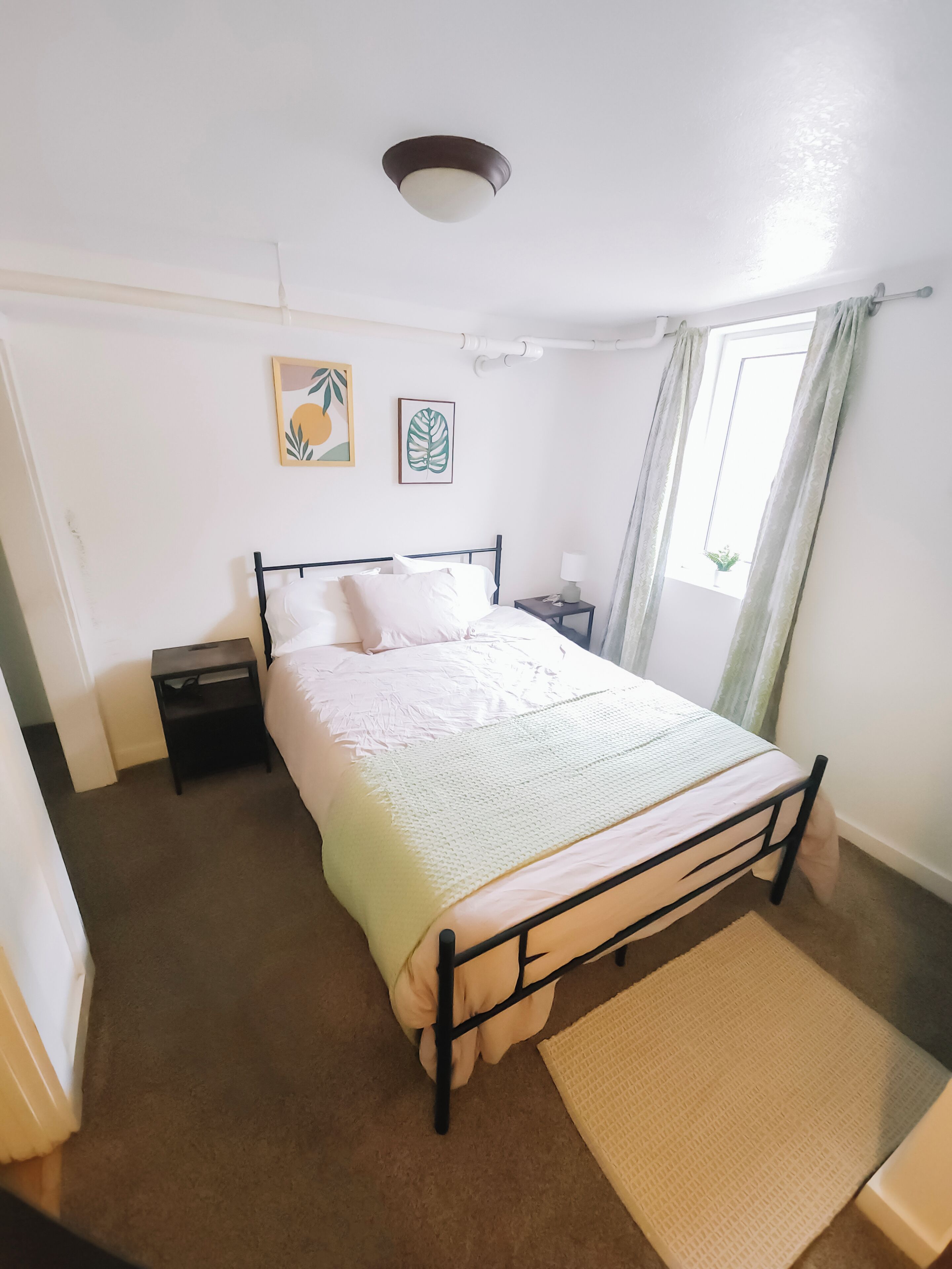 2 soverom, strykejern/-brett, wi-fi og sengetøy