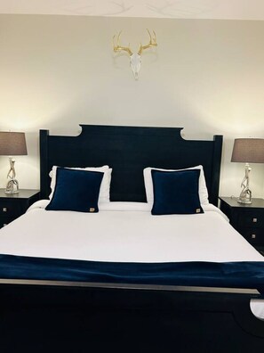 2 soverom, strykejern/-brett, wi-fi og sengetøy