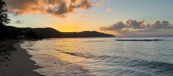 Island Carribean Getaway! 1 King bed!  2BR/2BA Condo with beach access and pool!