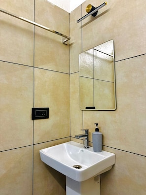 Bathroom - Forestscape Resort Munnar (Devikolam)