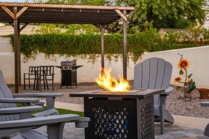 Terrace/patio - Awesome Casita centrally located in quiet historic district (Tucson)