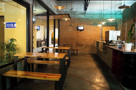 Restaurante. Hotel Plaza CA