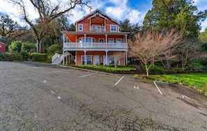 Unclassified image, 3 of 9, button - Cozy 1-bedroom condo with AC, WiFi in charming Amador City (Amador City)