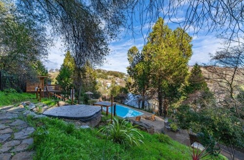 Cozy 1-bedroom condo with AC, WiFi in charming Amador City