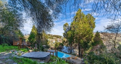 Cozy 1-bedroom condo with AC, WiFi in charming Amador City