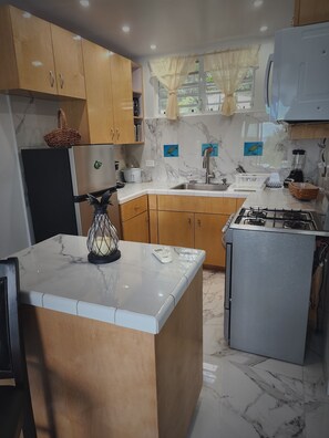 Private kitchen - Tropical Garden Hideaway {Bella Tortuga Studio B, St. Thomas} AC•Wi-Fi•Courtyard (St. Thomas)