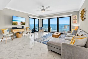 Smart TV, computer monitors - Luxury Oceanfront 3/2 Corner - Large Balcony Overlooking Heated Pool & Coastline (New Smyrna Beach)