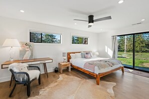 4 chambres, fer et planche à repasser, lit parapluie, Wi-Fi gratuit
