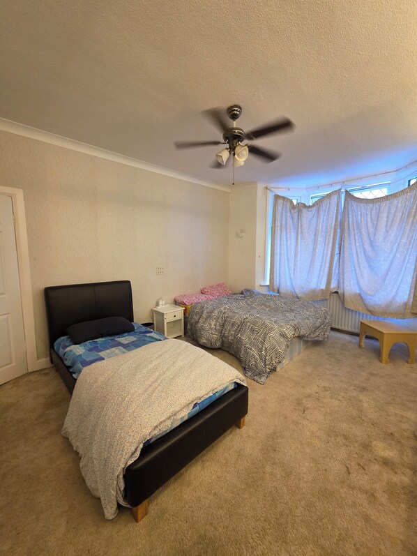 1 bedroom, WiFi, bed sheets - Near wembley stadium and the arch bar (Wembley)