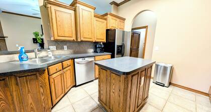 Experience Norman living near University