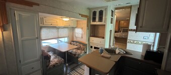 Cozy RV in enchanting Soldotna with AC, WiFi