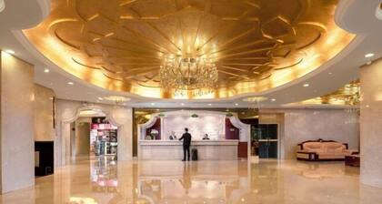 Vienna Hotel (Guiyang Fountain Subway Station Yangmingci Subway Station)