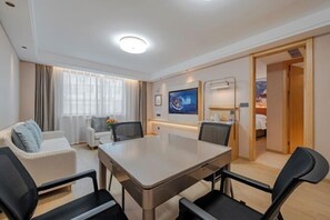 Room - Vienna Hotel (Guiyang Fountain Subway Station Yangmingci Subway Station) (Guiyang)