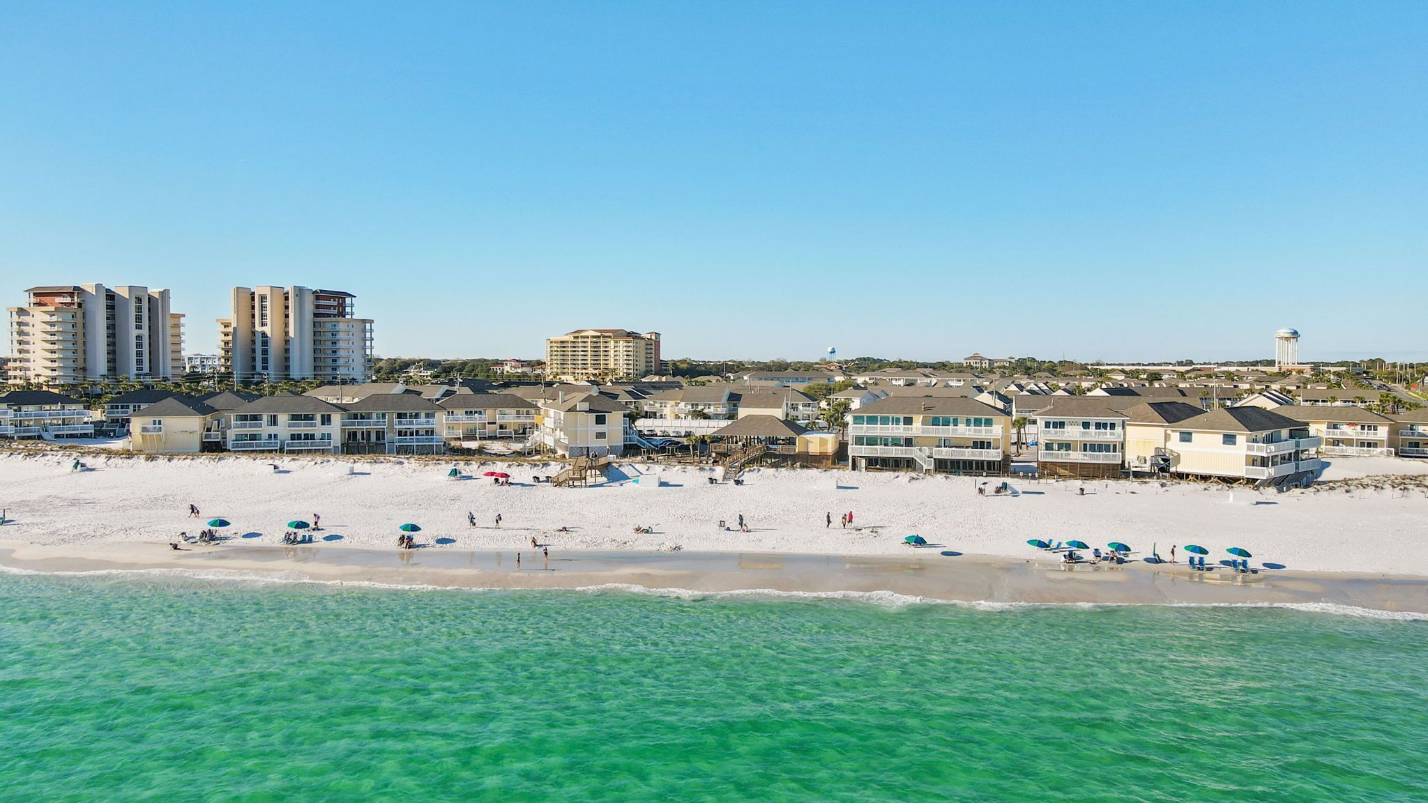 Beach nearby, sun-loungers