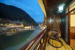 Room - Baihuayuan River View Guesthouse (Fenghuang County)