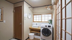 Room - Miyu・Tsuruhashi Japanese-style house Up to 6 people (Osaka)