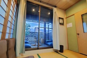 Room - Miyu・Tsuruhashi Japanese-style house Up to 6 people (Osaka)