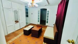 Basic Room | WiFi (free) - Budda Blue Hostel (Riobamba)