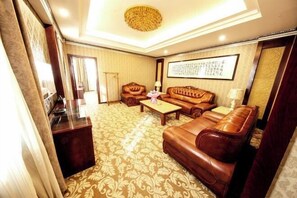 Room - Han Tang · Grand Hotel (Dunhuang)