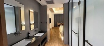 Han Tang · Grand Hotel