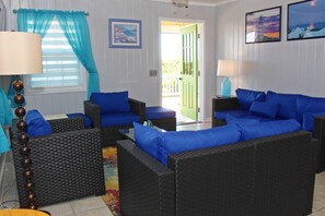 Smart TV, DVD player