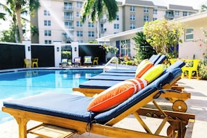 Pool - Cozy Micro-Studio w/ Kitchenette, Pool, & Parking (Fort Lauderdale)