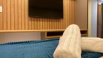 Estúdio luxo, piscina particular, vista para a cidade