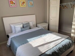 3 Schlafzimmer, Bügeleisen/Bügelbrett, WLAN, Bettwäsche