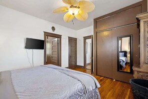 2 chambres, fer et planche à repasser, Wi-Fi gratuit, draps fournis