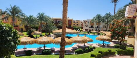 المنطقة المحيطة بالمنشأة