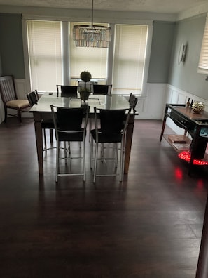 Dining - 4-bedroom large home in  Detroit - AC, WiFi 
in Historic Boston Edison District (Detroit)