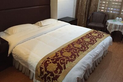 Lengshuijiang Jinlong Hotel