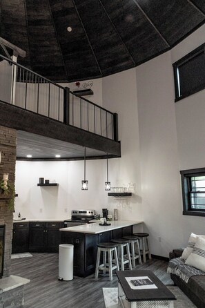 Interior - One of Ohio's Most Unique Stays (Peebles)