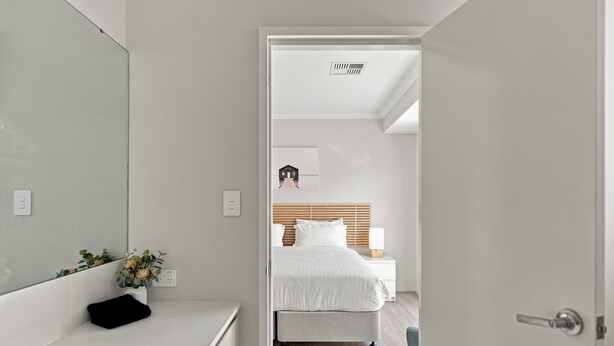4 bedrooms, iron/ironing board, WiFi, bed sheets - Modern Getaway in Dunsborough (Dunsborough)