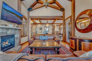 Televisión, chimenea