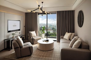 55-inch TV with cable channels, iPod dock - Modena by Fraser Vĩnh Yên (Vinh Yen)