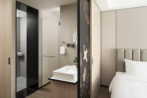 Studio Deluxe
