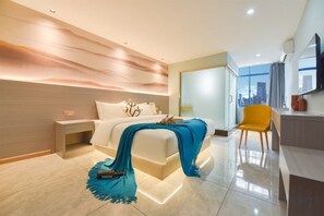 Unclassified image, 4 of 21, button - Haixing Business Hotel (Zhongshan)