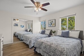 3 bedrooms, desk, iron/ironing board, travel crib