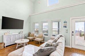 TV, video games - The Beach Castle with Pool! (Bolivar Peninsula)