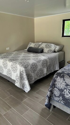 1 bedroom, desk, free WiFi, bed sheets