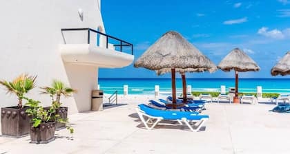 Oceanfront, 3 pools and beach just steps away!