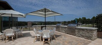 2 King Suites + Pool Near Oak Mountain